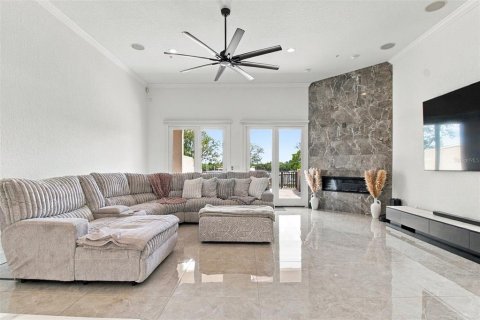 Touwnhouse à vendre à Saint Petersburg, Floride: 4 chambres, 335.1 m2 № 2377782 - photo 10