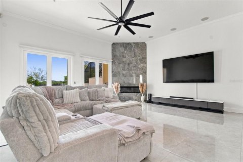 Touwnhouse à vendre à Saint Petersburg, Floride: 4 chambres, 335.1 m2 № 2377782 - photo 11