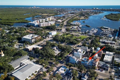 House in New Smyrna Beach, Florida 3 bedrooms, 306.58 sq.m. № 2206073 - photo 6