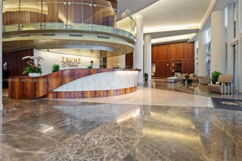 Condo in Sunny Isles Beach, Florida, 2 bedrooms  № 2043273 - photo 24