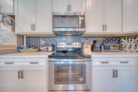 Casa en venta en Lake Worth, Florida, 3 dormitorios, 196.77 m2 № 2055396 - foto 12