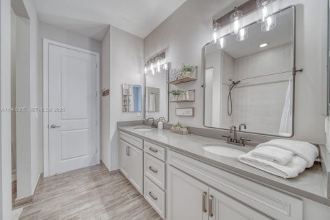 Casa en venta en Lake Worth, Florida, 3 dormitorios, 196.77 m2 № 2055396 - foto 29