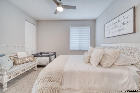 Casa en venta en Lake Worth, Florida, 3 dormitorios, 196.77 m2 № 2055396 - foto 19