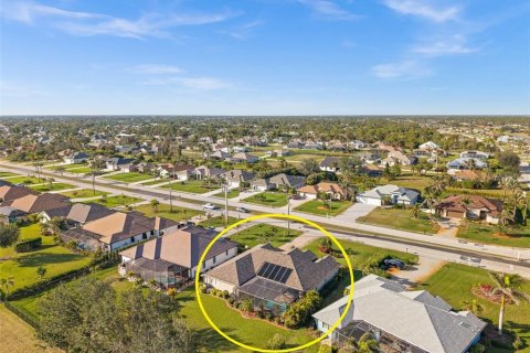 House in Rotonda, Florida 3 bedrooms, 222.69 sq.m. № 1717583 - photo 4