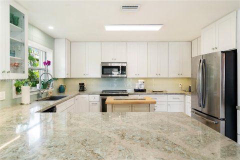 House in Key Largo, Florida 3 bedrooms, 181.53 sq.m. № 1871712 - photo 15
