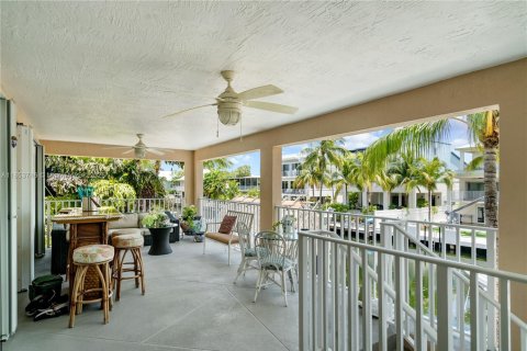 House in Key Largo, Florida 3 bedrooms, 181.53 sq.m. № 1871712 - photo 30