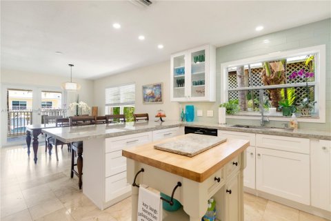 House in Key Largo, Florida 3 bedrooms, 181.53 sq.m. № 1871712 - photo 14