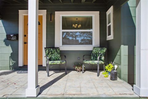 Casa en venta en Saint Petersburg, Florida, 4 dormitorios, 98.2 m2 № 1724752 - foto 2