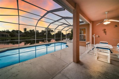 Villa ou maison à vendre à Bradenton, Floride: 4 chambres, 214.98 m2 № 2337350 - photo 18