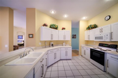 Villa ou maison à vendre à Bradenton, Floride: 4 chambres, 214.98 m2 № 2337350 - photo 12