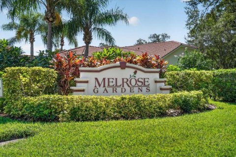Villa ou maison à vendre à Bradenton, Floride: 3 chambres, 164.25 m2 № 2324396 - photo 4