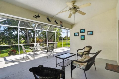 Villa ou maison à vendre à Bradenton, Floride: 3 chambres, 164.25 m2 № 2324396 - photo 9