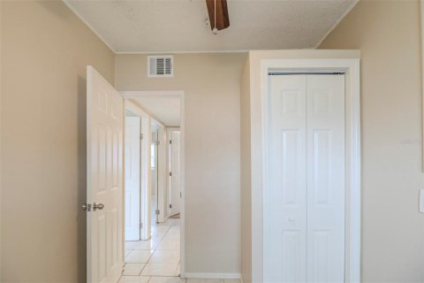 House in Orlando, Florida 3 bedrooms, 107.67 sq.m. № 1544102 - photo 19