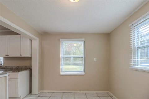 House in Orlando, Florida 3 bedrooms, 107.67 sq.m. № 1544102 - photo 11