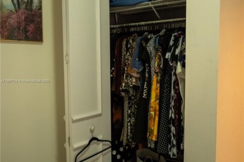 Villa ou maison à louer à Wellington, Floride: 3 chambres, 284.65 m2 № 1981820 - photo 20