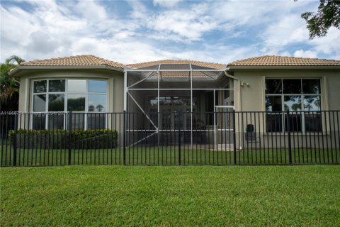 Villa ou maison à louer à Wellington, Floride: 3 chambres, 284.65 m2 № 1981820 - photo 2