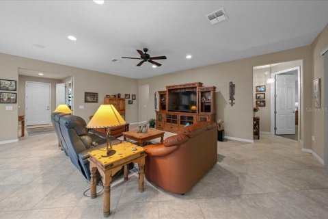 House in Ocala, Florida 3 bedrooms, 235.88 sq.m. № 2324605 - photo 9