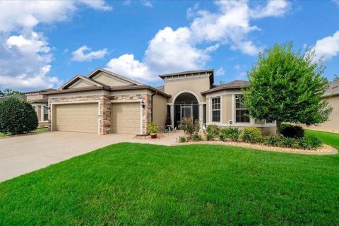 House in Ocala, Florida 3 bedrooms, 235.88 sq.m. № 2324605 - photo 3