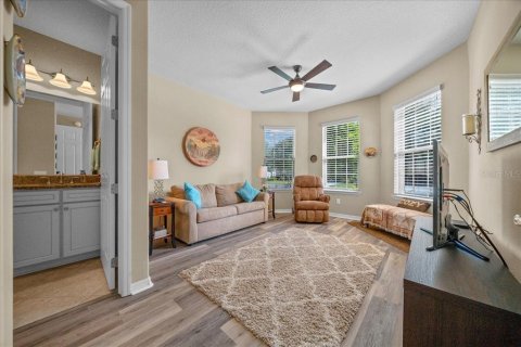 House in Ocala, Florida 3 bedrooms, 235.88 sq.m. № 2324605 - photo 29