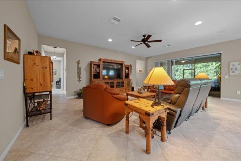 House in Ocala, Florida 3 bedrooms, 235.88 sq.m. № 2324605 - photo 8