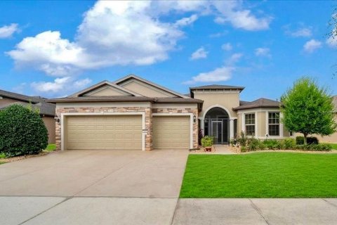 House in Ocala, Florida 3 bedrooms, 235.88 sq.m. № 2324605