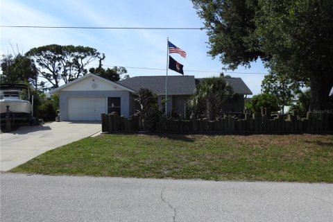 Casa en Englewood, Florida 3 dormitorios, 162.76 m2 № 2104563