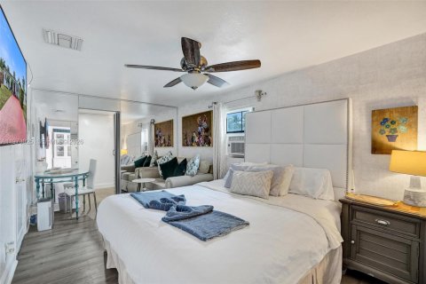 Villa ou maison à vendre à Hallandale Beach, Floride: 3 chambres, 123.56 m2 № 2089528 - photo 8