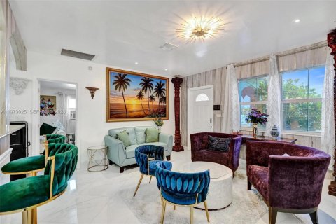 Villa ou maison à vendre à Hallandale Beach, Floride: 3 chambres, 123.56 m2 № 2089528 - photo 5