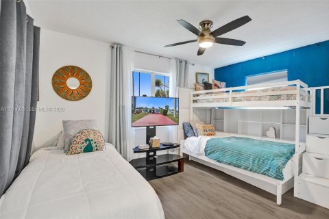 Villa ou maison à vendre à Hallandale Beach, Floride: 3 chambres, 123.56 m2 № 2089528 - photo 16