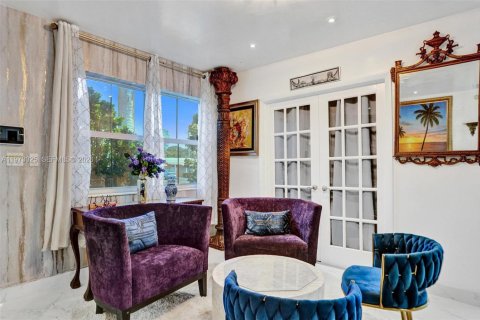 Villa ou maison à vendre à Hallandale Beach, Floride: 3 chambres, 123.56 m2 № 2089528 - photo 6