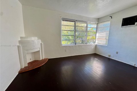 Снять в аренду кондоминиум в Майами-Бич, Флорида 1 спальня, 40.13м2, № 2025913 - фото 3