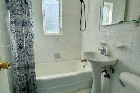 Снять в аренду кондоминиум в Майами-Бич, Флорида 1 спальня, 40.13м2, № 2025913 - фото 7