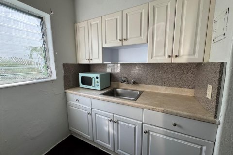 Снять в аренду кондоминиум в Майами-Бич, Флорида 1 спальня, 40.13м2, № 2025913 - фото 6