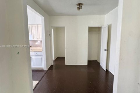 Снять в аренду кондоминиум в Майами-Бич, Флорида 1 спальня, 40.13м2, № 2025913 - фото 8