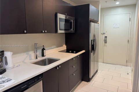 Apartamento en alquiler en Doral, Florida, 1 dormitorio, 65.5 m2 № 1938114 - foto 12