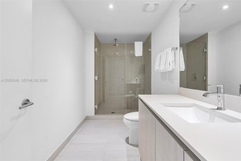 Condo in Hollywood, Florida, 3 bedrooms № 2186381 - photo 28