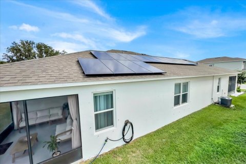 House in Davenport, Florida 3 bedrooms, 150.97 sq.m. № 1907263 - photo 25