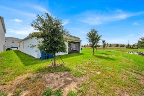 House in Davenport, Florida 3 bedrooms, 150.97 sq.m. № 1907263 - photo 27