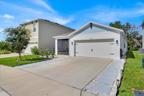 House in Davenport, Florida 3 bedrooms, 150.97 sq.m. № 1907263 - photo 2