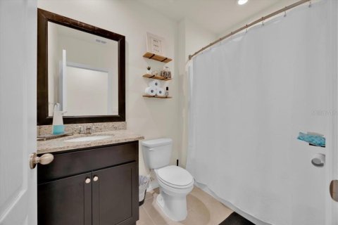 House in Davenport, Florida 3 bedrooms, 150.97 sq.m. № 1907263 - photo 9