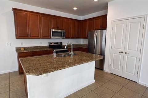 Villa ou maison à louer à Davenport, Floride: 4 chambres, 230.03 m2 № 1900933 - photo 7