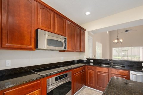 Condo in Davenport, Florida, 3 bedrooms № 2109483 - photo 12