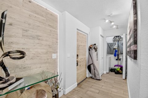 Condo in Boynton Beach, Florida, 2 bedrooms  № 2168858 - photo 27