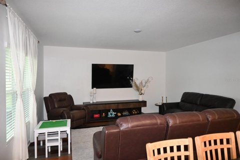 House in Groveland, Florida 5 bedrooms, 240.25 sq.m. № 1881236 - photo 8