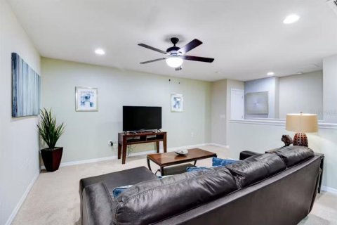 Townhouse in Kissimmee, Florida 4 bedrooms, 195.28 sq.m. № 1136904 - photo 14