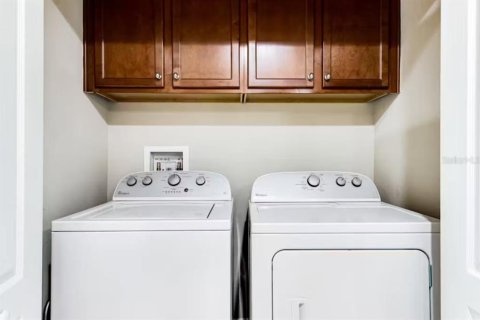 Townhouse in Kissimmee, Florida 4 bedrooms, 195.28 sq.m. № 1136904 - photo 29