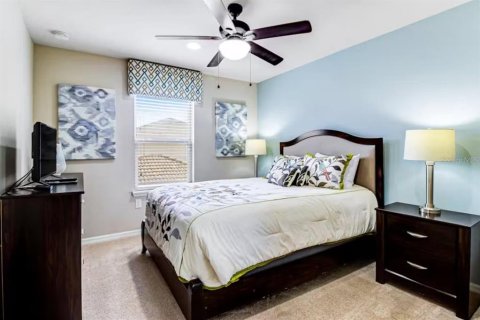 Townhouse in Kissimmee, Florida 4 bedrooms, 195.28 sq.m. № 1136904 - photo 18