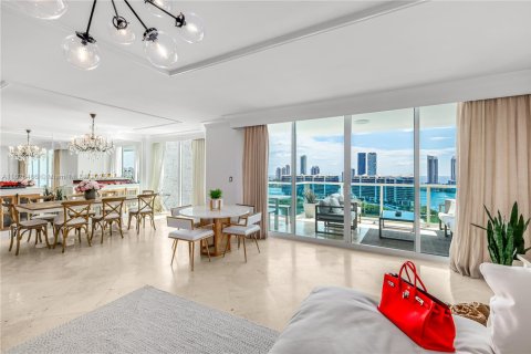 Купить кондоминиум в Авентура, Флорида 3 спальни, 306.39м2, № 1862113 - фото 6
