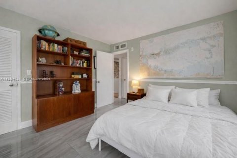 Condominio en venta en Miami, Florida, 2 dormitorios, 91.97 m2 № 2031647 - foto 12