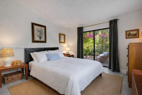 Condominio en venta en Miami, Florida, 2 dormitorios, 91.97 m2 № 2031647 - foto 4